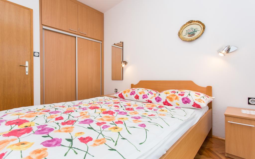 Apartments Lucija バスカ エクステリア 写真