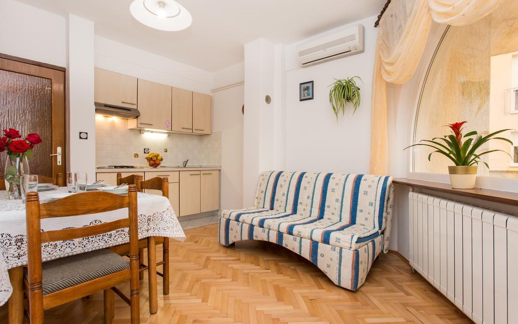Apartments Lucija バスカ エクステリア 写真