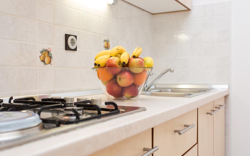 Apartments Lucija バスカ エクステリア 写真