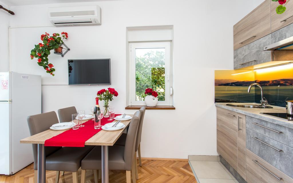 Apartments Lucija バスカ エクステリア 写真