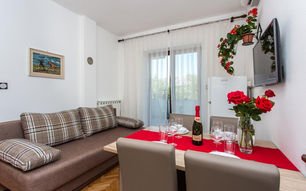 Apartments Lucija バスカ エクステリア 写真
